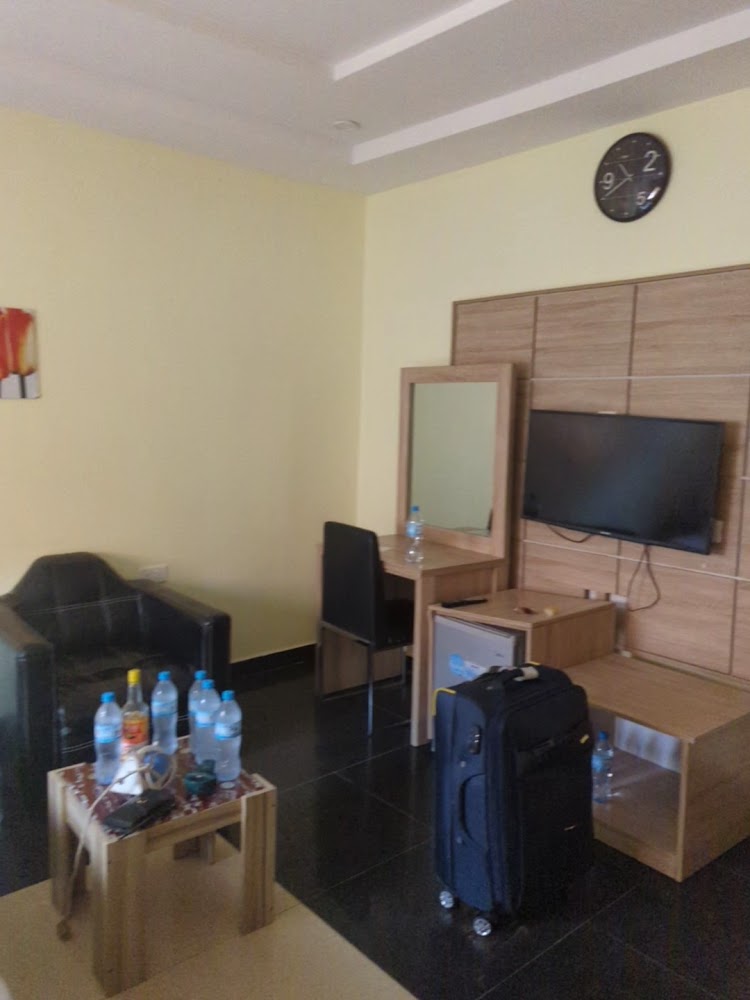 Command Guest House photo 2